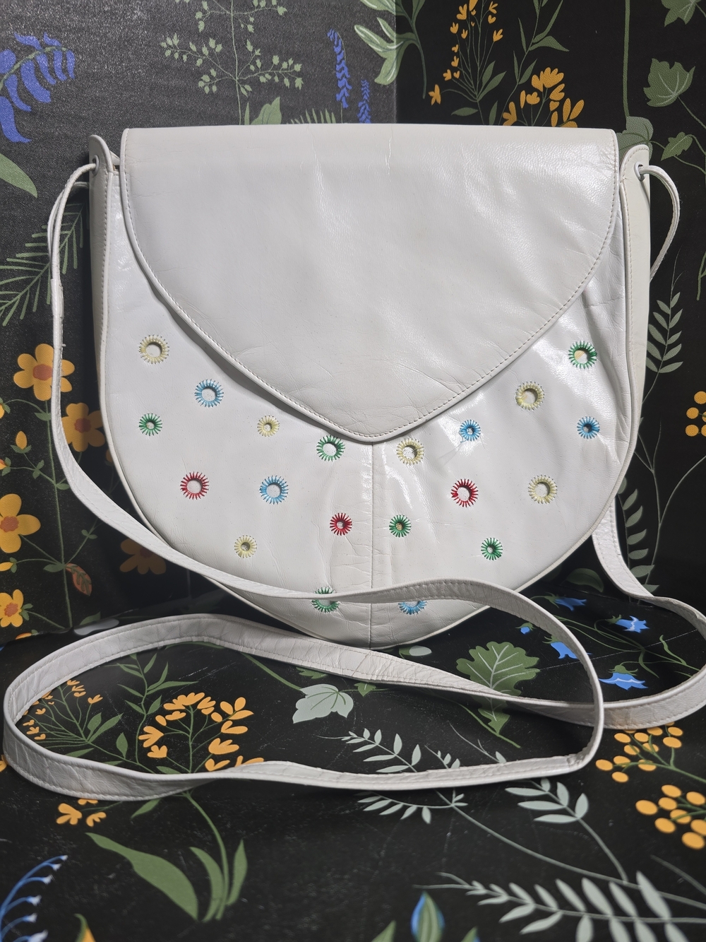 Vintage Charles Jourdan White L Purse With Multicolor Accents Read Description